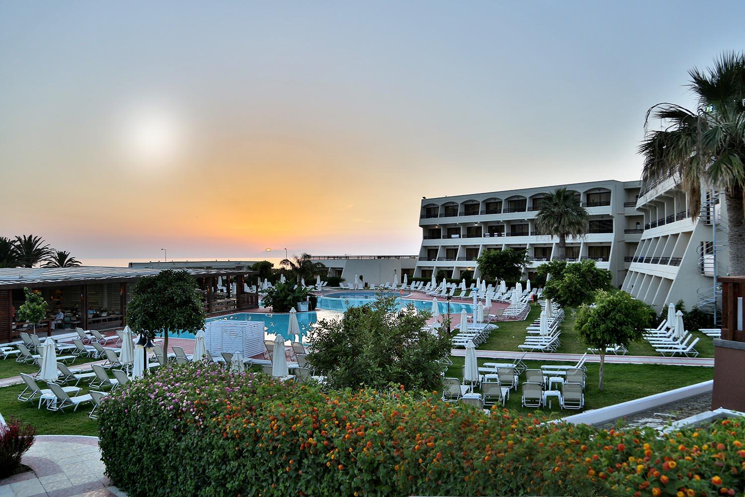Hotel Sol Cosmopolitan Rhodes Ixia  Esterno foto